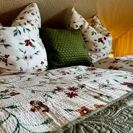 Plueschmors דירה *